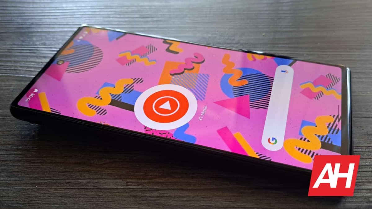 YouTube Music Playback Bug Halts Tracks After Single Song