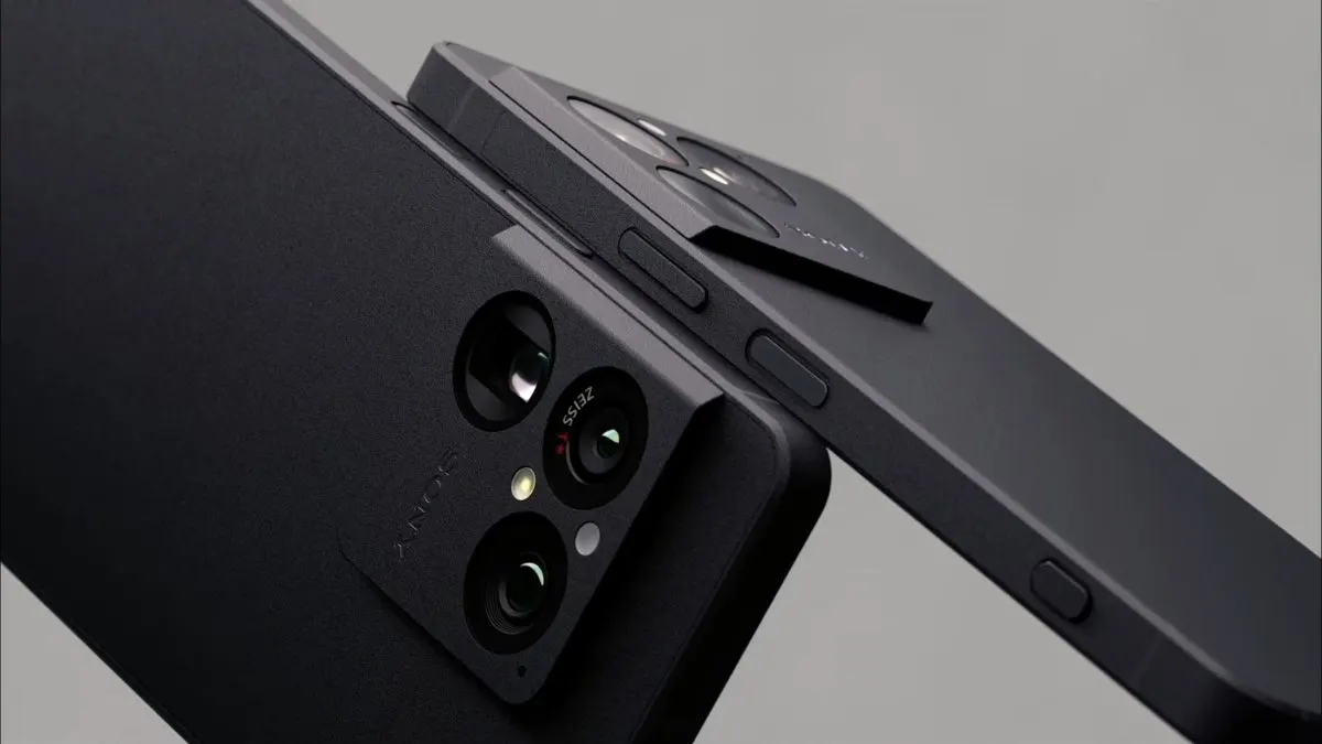 The Sony Xperia 1 VIII smartphone is measured with calipers to verify actual thickness against official specifications.