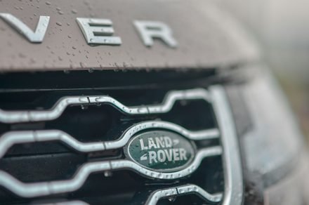 Stellantis inks deal that could benefit Jaguar-Land Rover buyers in the US