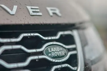 Stellantis and JLR explore US manufacturing partnership to reduce tariffs and share electric vehicle engineering costs.
