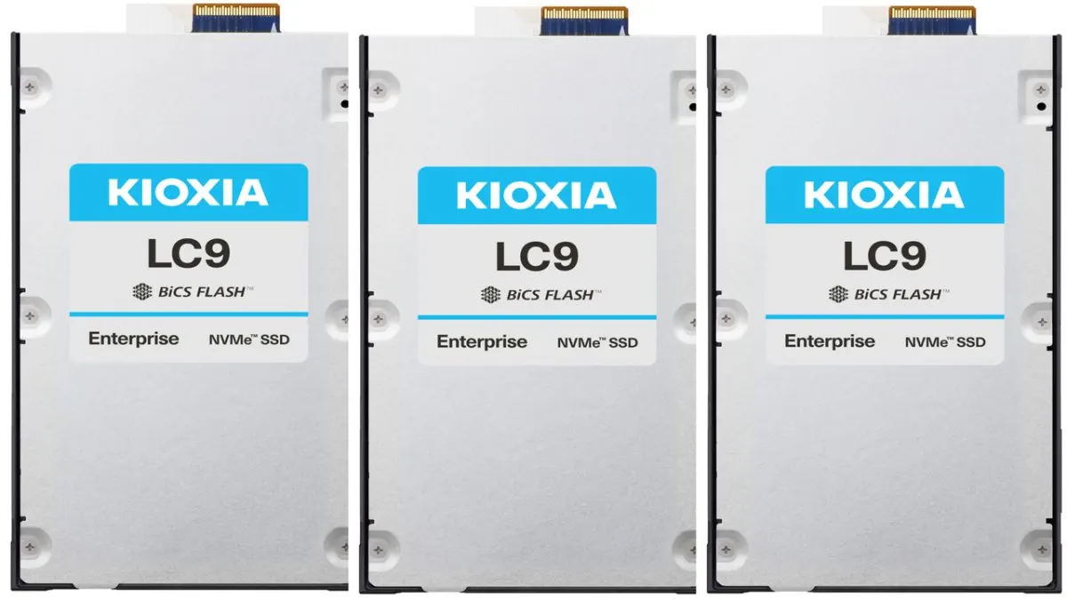 Dell and KIOXIA high density 2U server chassis housing E3.L flash drives and PCIe 5.0 interfaces
