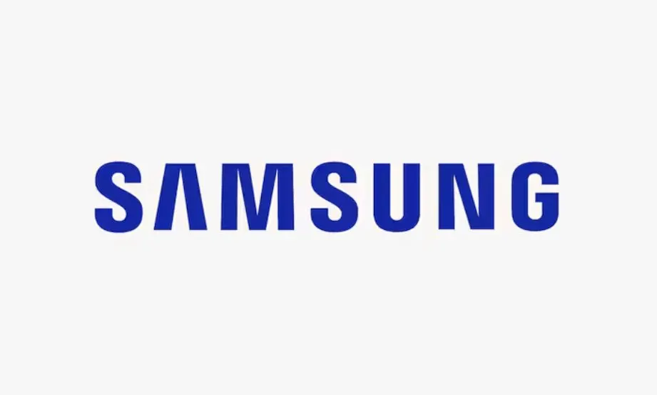 Samsung and MediaTek executives discussing semiconductor supply chain collaboration.