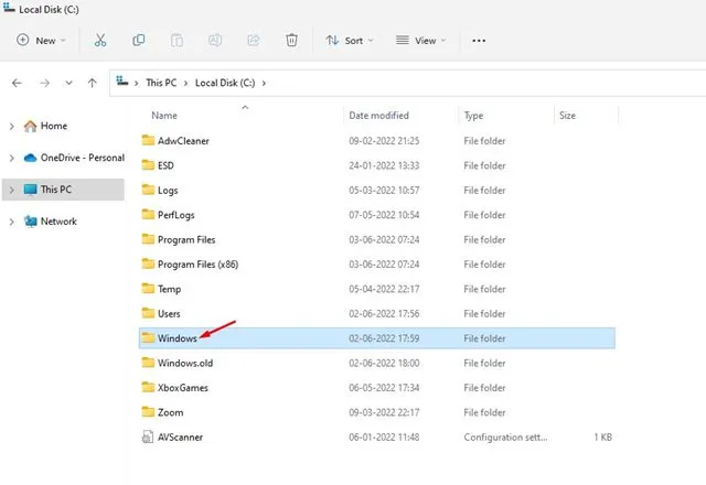 Windows 11 file explorer shows the System32 drivers etc directory containing the hosts file.