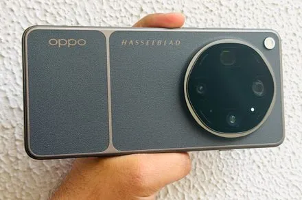 Oppo Find X10 series 100 megapixel square front camera sensor