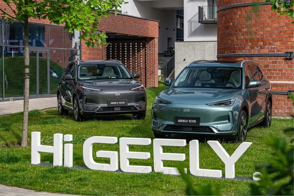 Ford and Geely exploring a manufacturing alliance to reduce development costs.