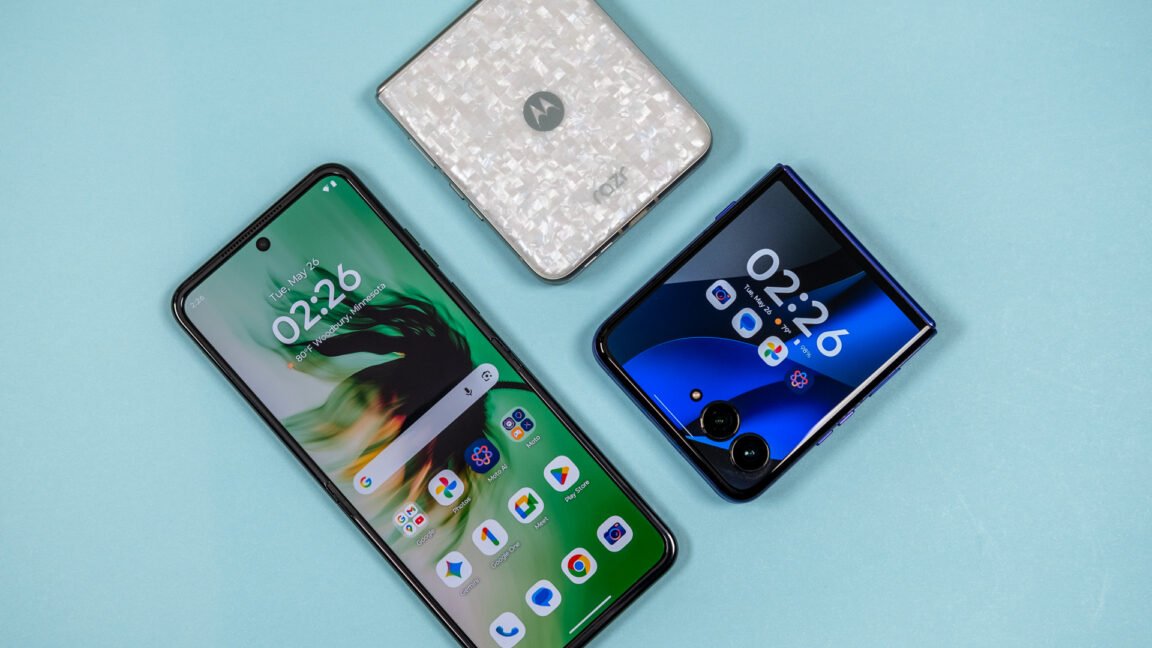 Motorola 2026 Razr devices displaying Pantone-certified finishes and external screens