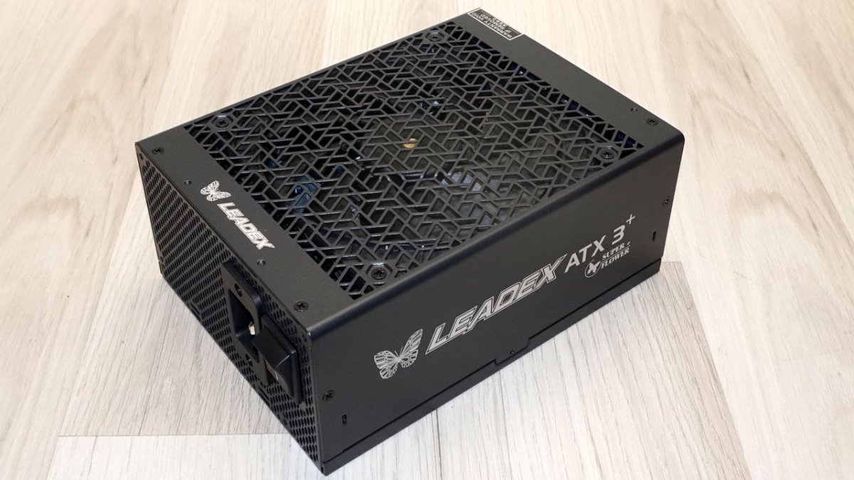 The Super Flower Leadex 2800W power supply unit features a metal chassis and modular connectors.