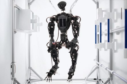 China Mandates Unique Digital IDs for Humanoid Robots