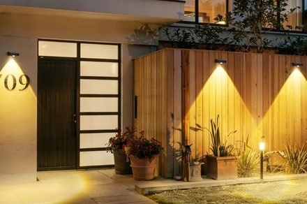 The Engineering and Economics of Modern Solar Fence Lighting