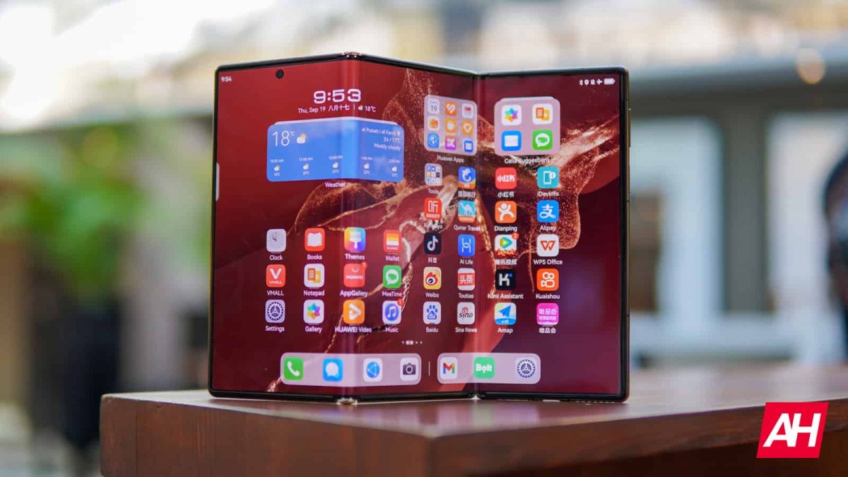 A Foldable Tablet Is Coming in Q1 2027 — and It's Not From Samsung or Apple