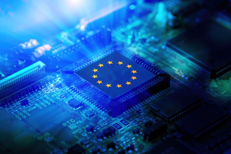 A developer writes code for an open source project supporting European digital sovereignty.
