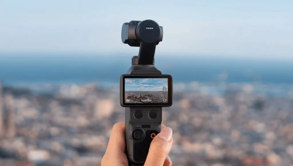 Smartphone manufacturers develop compact gimbal cameras to compete with DJI handheld stabilization devices.