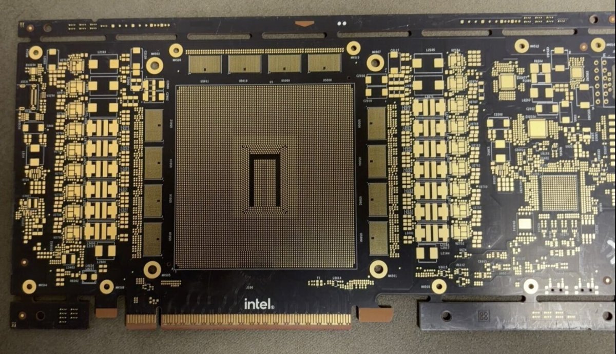 Leaked Intel Crescent Island PCB Surfaces with Xe3P GPU, 160 GB LPDDR5X and 16-Pin Power