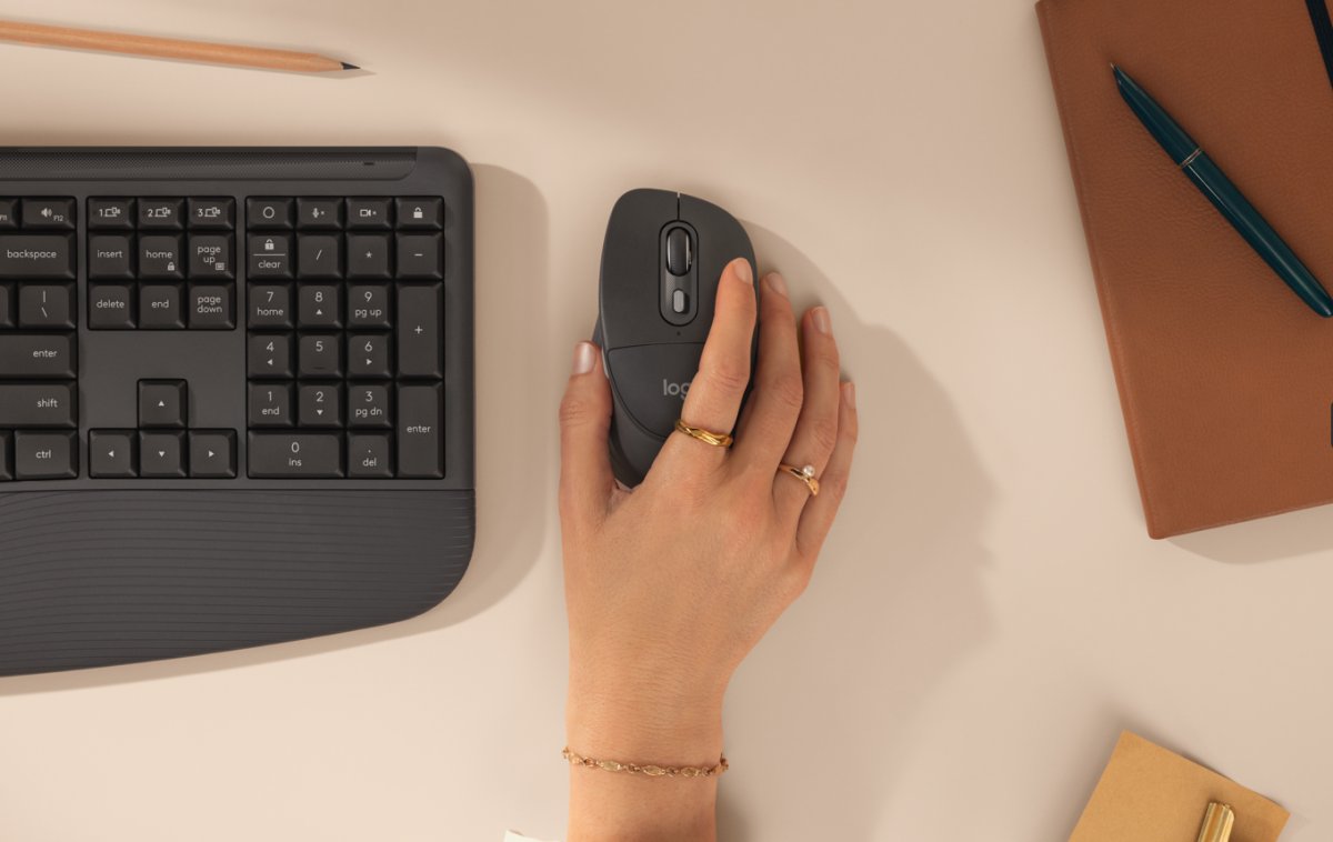 Logitech Signature Comfort Plus Review: Ergonomic Desk Gear for Extended Sessions