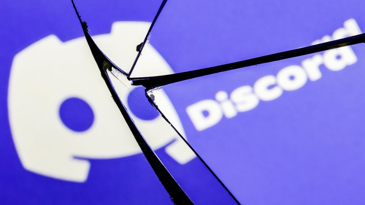 Discord Linux Update Helps Steam Deck, Sparks Privacy Debate