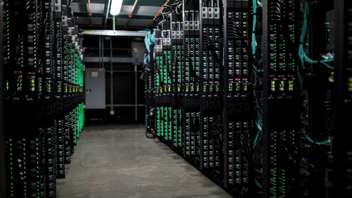 Electrical grid connections and server infrastructure at a rapidly expanding artificial intelligence data center