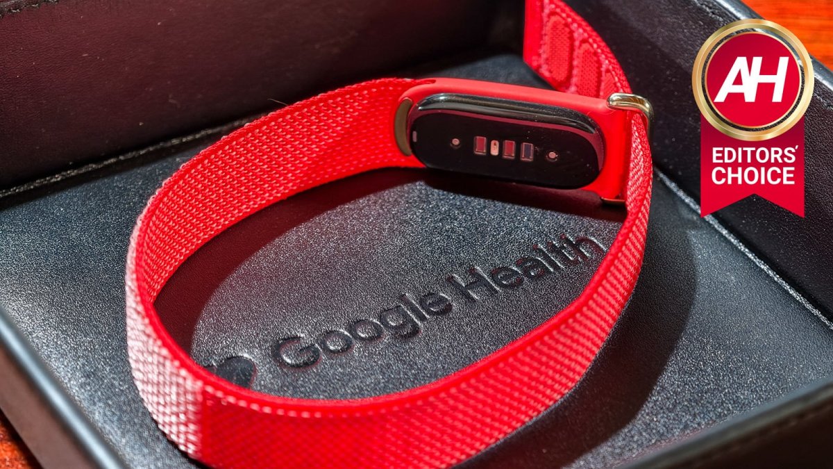 Fitbit Air Review: The Case for Screenless Fitness Tracking