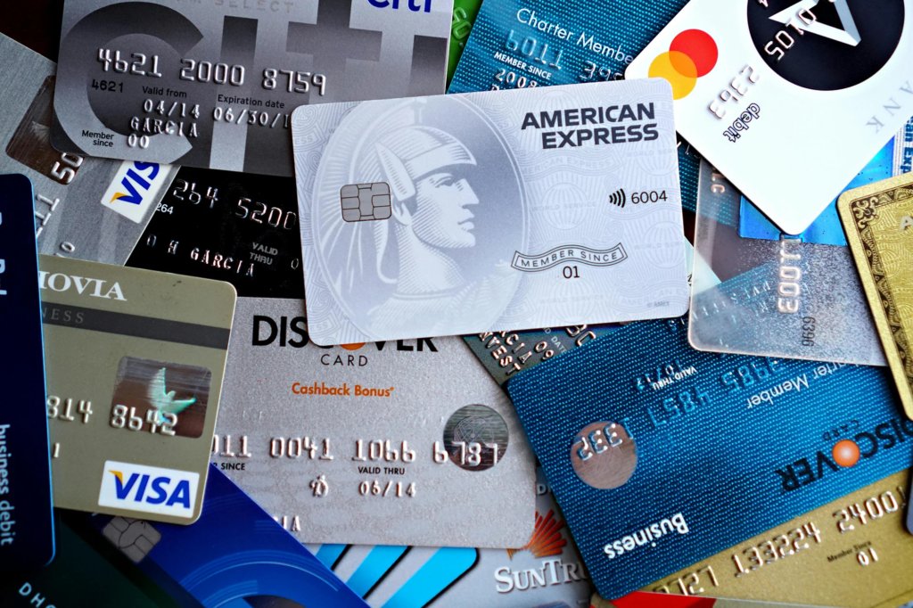 Business Credit Cards and Corporate Financial Expansion