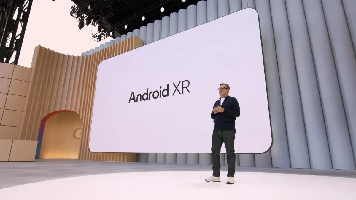 Google Android XR glasses sales forecast for 2026 showing market projections and industry trends.