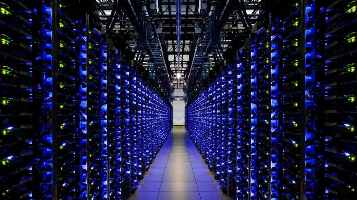 LineShine supercomputer hardware layout showing custom Armv9 processors and chip configuration.