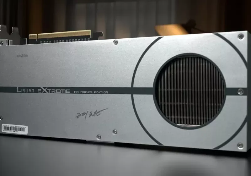 LX 7G100 graphics card with 12GB memory, China's first credible gaming GPU matching RTX 3060 performance.