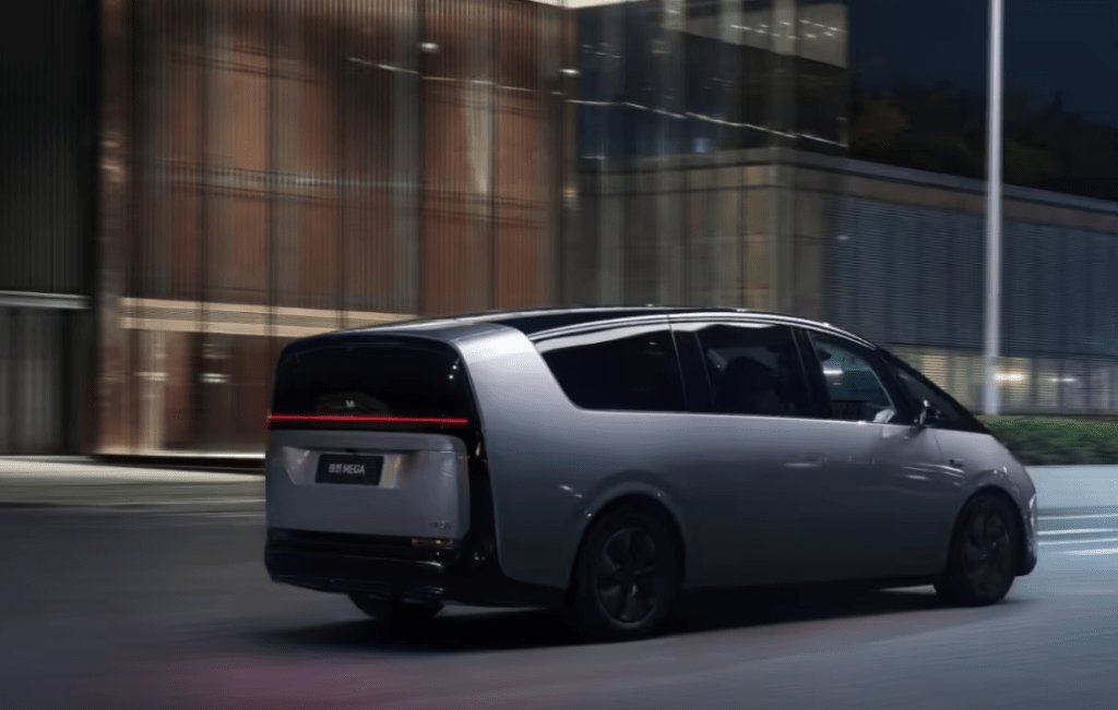 Li Auto design chief rejects claims that MEGA was a design failure