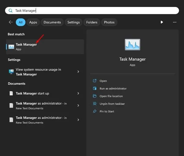 Windows 11 network monitoring interface displaying real-time bandwidth consumption and data usage metrics.