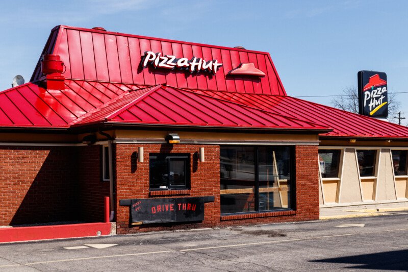 Frustrated franchisee sues Pizza Hut over crappy kitchen AI
