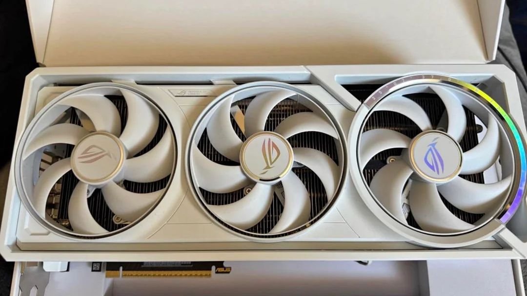 A nearly new ROG Astral RTX 5080 graphics card sold for five hundred dollars on Facebook Marketplace.