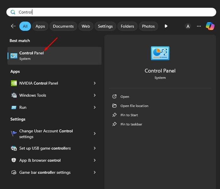 The Windows 11 Power Options window displays the Fast Startup toggle used to reset the system uptime counter accurately.