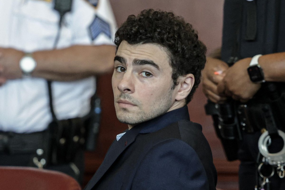 The Press Credential Debate in a High-Profile Trial