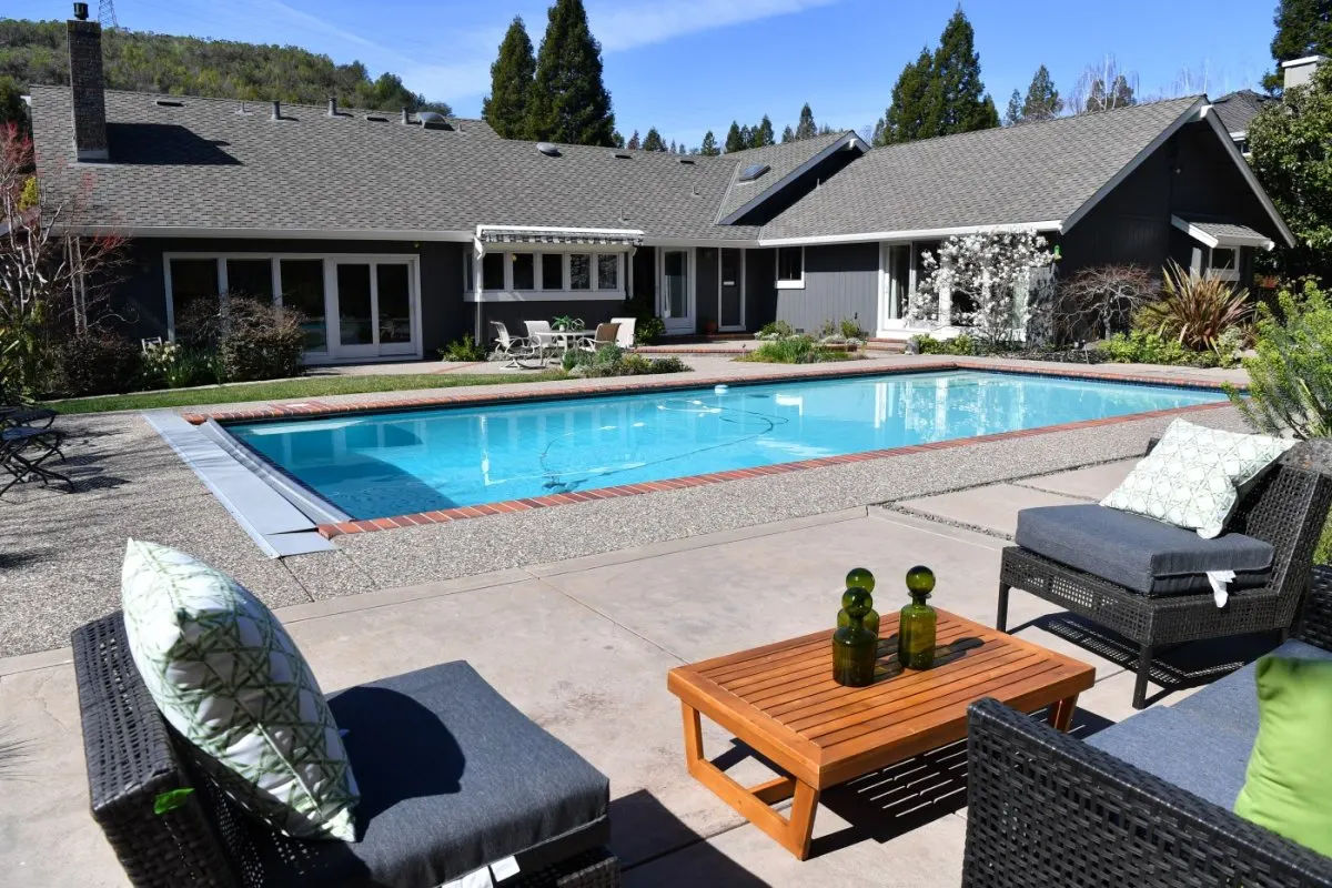 Bay Area residential neighborhood with homes near major employment hubs.