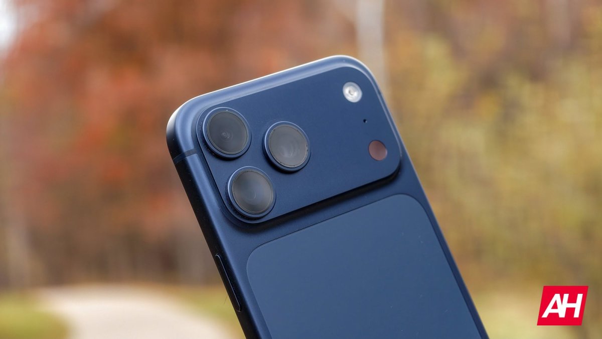The iPhone 18 Pro camera system features the newly integrated variable aperture lens design.