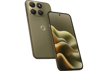 Motorola Edge 2026 Leak Reveals Textured Gold Design and Flat Display Shift