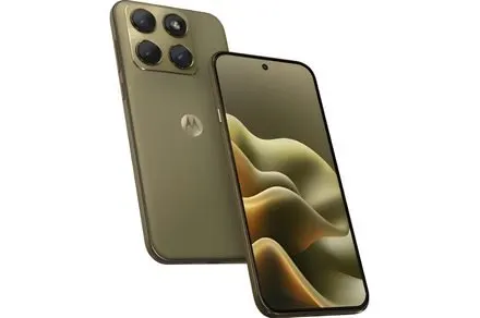 A leaked Motorola Edge 2026 prototype displays a champagne gold woven rear panel, flat display, and triple camera array.