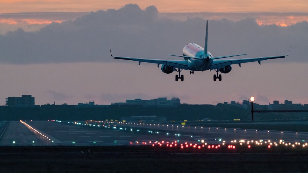China Restricts AI Professionals From International Travel