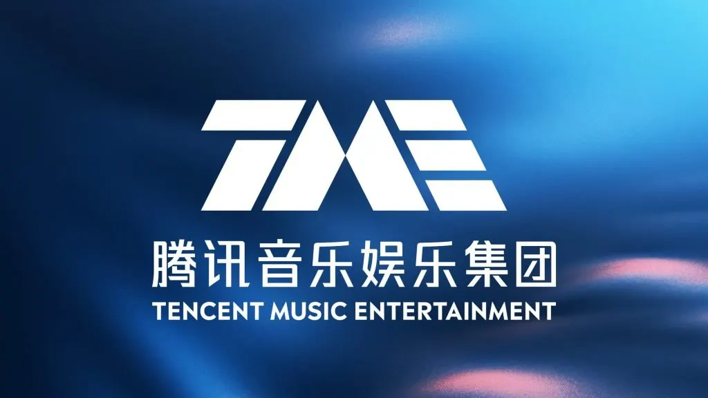 A financial chart displays Tencent Music Q1 2026 revenue growth and its strategic shift toward social audio.