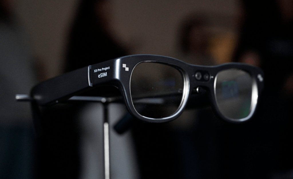 CES 2026: first phone-free AI glasses with eSIM and 4G connectivity unveiled