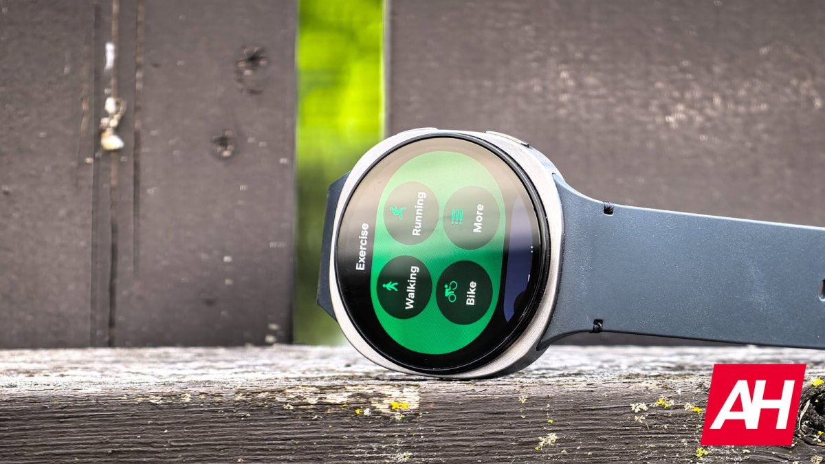 The Samsung Galaxy Watch displays health data for GLP-1 treatment monitoring.