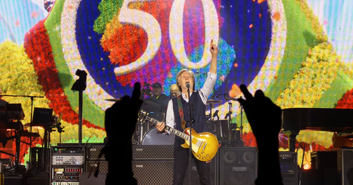 Apple’s 50th Anniversary: How Global Activations Redefine Creative Technology