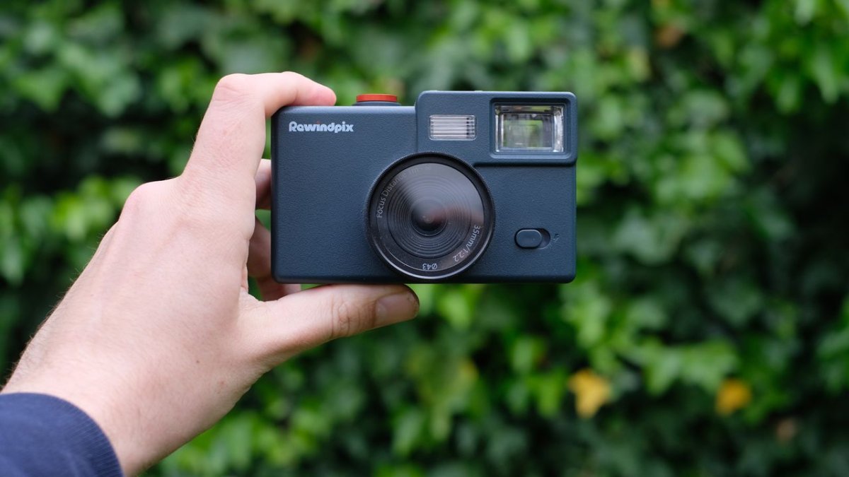 RewindPix PS135: A Digital Compact Emulating Analog Workflow