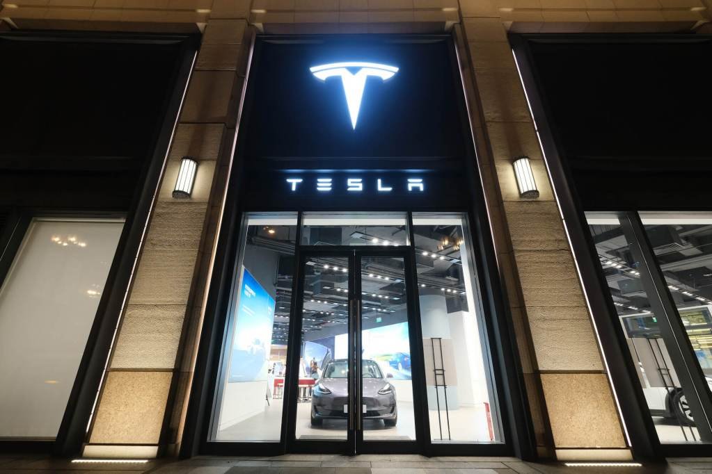 Model 3 joins Model Y as Tesla China orders push into 2026