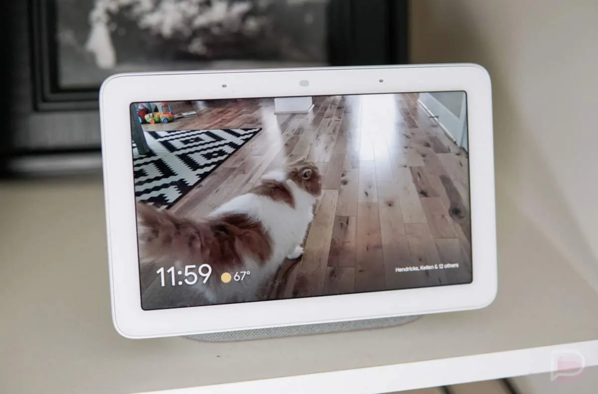 Smart speakers display Apple Music playback restored through the Gemini platform update.