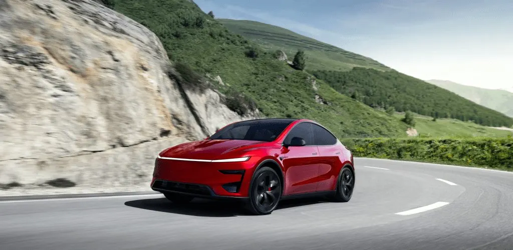 Canadian government representatives present the expanded electric vehicle strategy.