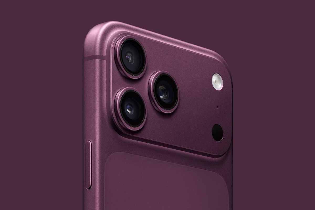 iPhone 18 Pro's Satellite Feature Could Finally Work Without Pointing at the Sky