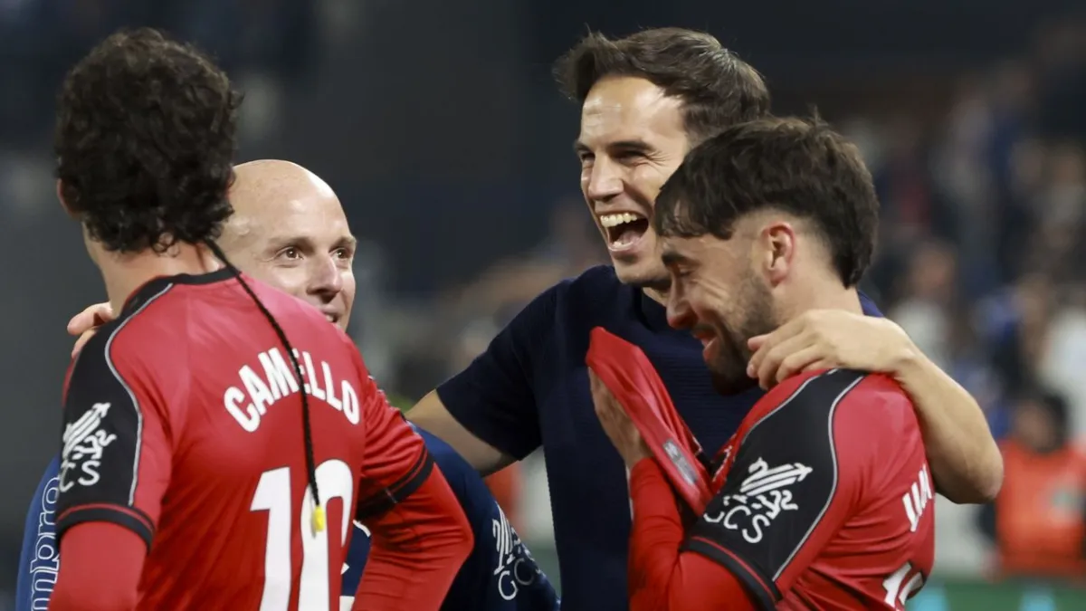 Official match graphic for the 2026 UEFA Conference League final between Crystal Palace and Rayo Vallecano at Red Bull Arena