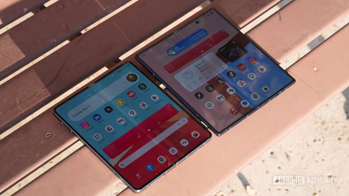 Samsung Galaxy Z Fold 8 display features a significantly reduced crease line.