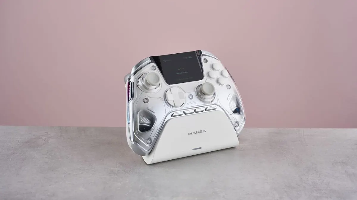 The Manba One controller features a central display screen and supports cross-platform connectivity.