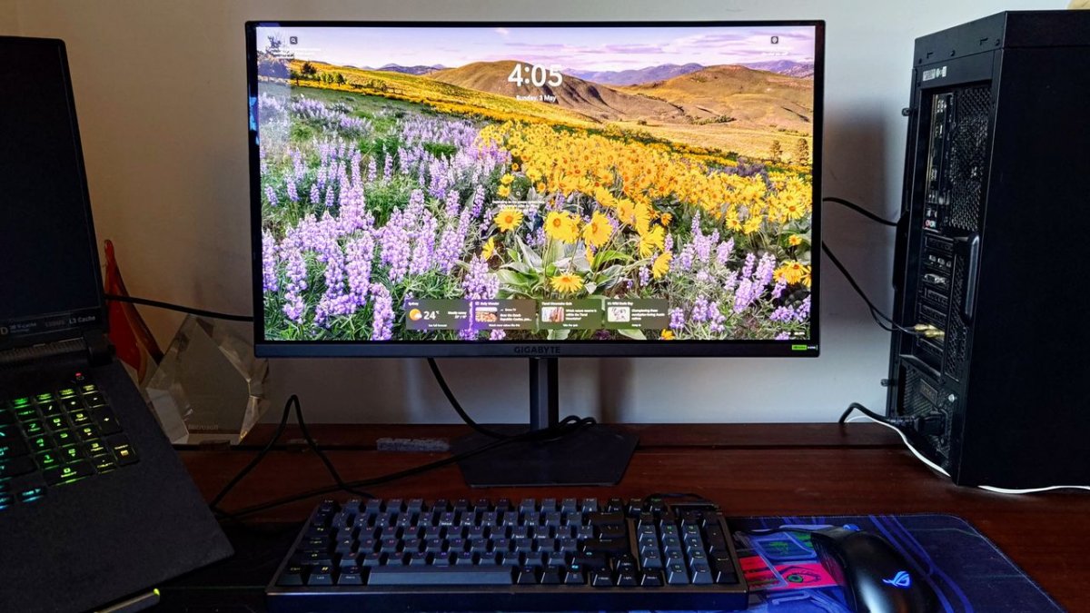 Gigabyte MO27U2 Monitor Review: Premium Panel Meets Flawed Software