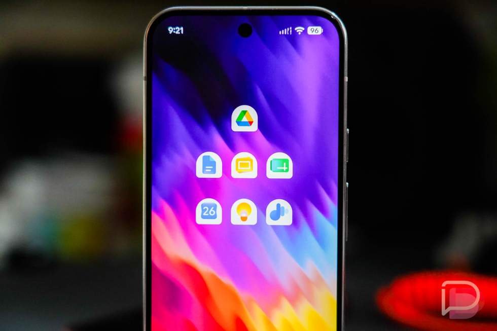 Google Android App Icons Transition to Gradient Design